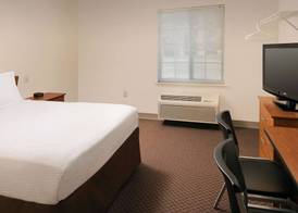 WoodSpring Suites Junction City 4