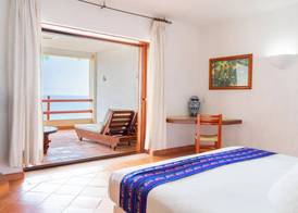 Catalina Beach Resort 4