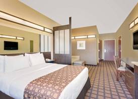 Microtel by Wyndham Perry National Fairground Area I-75 4