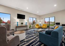 Comfort Suites Hudson I-94 2