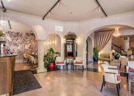 Crystal Plaza Hotel 5