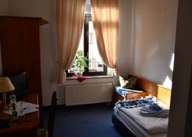 Hotel Mauritius - Im Herzen von Crimmitschau - Frühstück buchbar - Fahrradbox 3