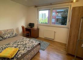 Large Modern 75m2 Flat and Free Parking 4