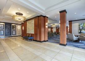 Fairfield Inn & Suites Columbus 2