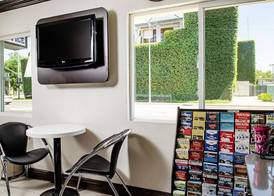 Motel 6 Modesto, CA - Downtown 5