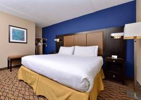 Holiday Inn Express HUNT VALLEY by IHG 2