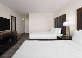 Wyndham Sacramento 5
