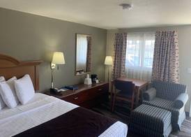 Roadside Motel 3