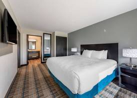 MainStay Suites Newberry - Crane 5