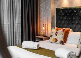 The Grand Hotel 5
