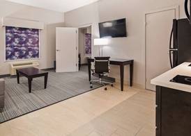 Best Western Plus Wilkes Barre-Scranton Airport Hotel 5