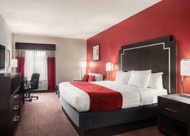 Days Inn & Suites by Wyndham Murfreesboro I-24 East 4
