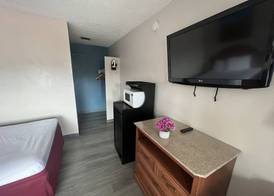 Days Inn by Wyndham Chico 4
