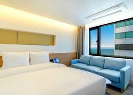 Haeundae The Van Hotel 2