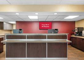 Red Roof Inn Asheville - Biltmore West 4