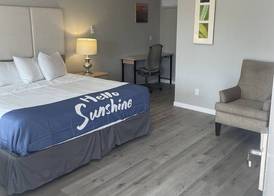 Sunglow Motel 3
