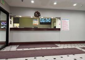 Relax Inn & Suites 2