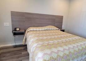 Maxim III Motel 2