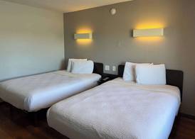 Motel 6 Simi Valley, CA 5