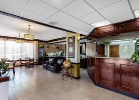Quality Inn & Suites Mooresville-Lake Norman 2