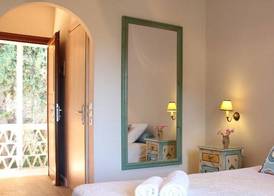 Eleas gi (Olive Grove Estate) 2