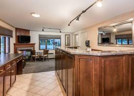 Super 8 by Wyndham Guelph 2