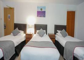 Shanklin Beach Hotel 4