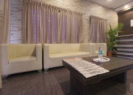 Hotel & Suites by Habitat 5