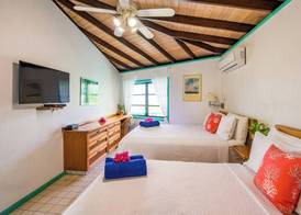 Leverick Bay Resort and Marina 5