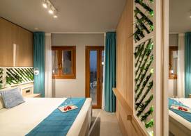 Villa Elite "by Checkin" Adults Only 2