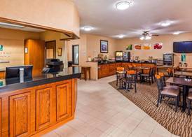 Quality Inn Tomah 3