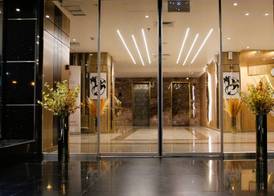 فندق بلازا أثينيه Plaza Athenee Hotel 2