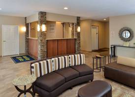 MainStay Suites Fargo - I-94 Medical Center 4