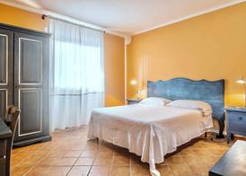 Residence with thermal pools in Sorano 5