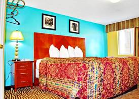 Flagship Inn And Suites 3