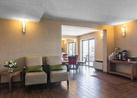 Comfort Inn Dartmouth 3