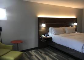 Holiday Inn Express & Suites THOMASVILLE by IHG 3