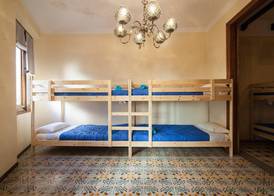 Hostel Bed in Girona 4