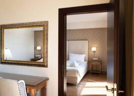 Karalis City Hotel 5