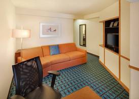 Fairfield Inn & Suites Indianapolis Airport 4