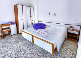 hotel iris 5