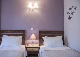 Tellis Holiday Rooms 5