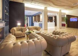 Astra Hotel 4