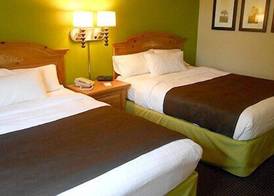 AmericInn by Wyndham Manitowoc 5