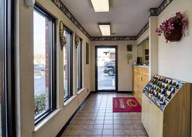 Econo Lodge Richmond North 2