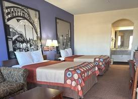Belleza Inn & Suites Humble - FM 1960 4