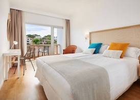 Hotel Apartamentos Cala Santanyi 5