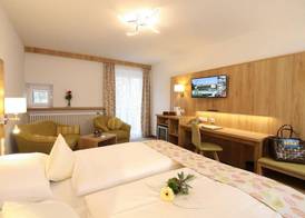 Hotel Chrysantihof 4