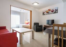 Neptuno Aparthotel 3