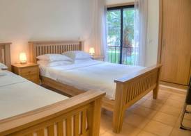 Estrela da Luz 1 Bedroom apt Pool and sea Views 3